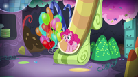 Pinkie hears Applejack's voice S5E11