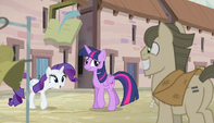 Rarity backs away from shopkeeper S5E1