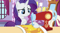 Rarity sewing an arm sling for Sludge S8E24