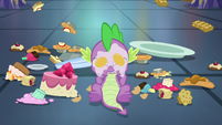 Spike covered in food S8E24