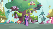 Twilight trotting happily S3E13