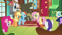 Main five and animals listen to Fluttershy S7E5