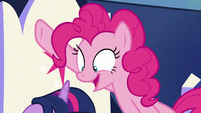 Pinkie Pie "Cozy Glow and the school!" S9E1