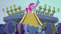 Pinkie blows flugelhorn with royal horn blowers BFHHS3