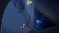 Rarity "maybe from below" S4E03