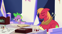 Spike and Big Mac feeling ashamed S6E17