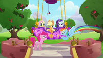 Pinkie and RD join friends at the balloon MLPRR