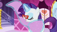 Rarity wraps pink fabric around herself S6E6