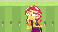 Sunset Shimmer looking down at Micro Chips EGFF