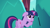 Twilight worrying about King Sombra 2 S3E2