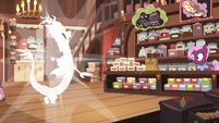 Discord pops into the tea store S7E12