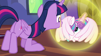 Flurry Heart looks at Twilight through her wings S7E3
