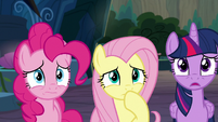 Pinkie, Fluttershy, and Twilight horrified S9E2