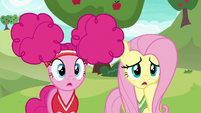 Pinkie and Fluttershy in worried shock S6E18