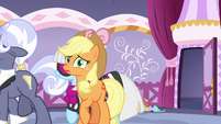 Applejack confused by Lily Lace's inspiration S7E9
