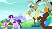 Discord pops into multiple pieces S8E15