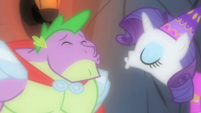 Rarity kissing Spike closer S1E19