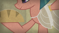 Somnambula holding a loaf of bread S7E18