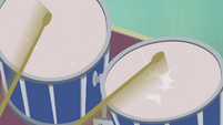 Drumsticks drumming EG2