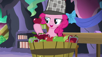 Pinkie Pie "Operation Pie of Lies is a go" S7E23