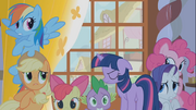 Ponies Spike Afraid Annoyed S1E9