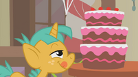 Mmm, that cake looks good...