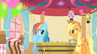 Applejack chuckling at Rainbow Dash's find S1E25