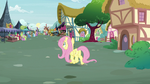 Pegasus Angel trots toward the marketplace S9E18