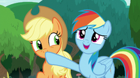 Rainbow correcting Applejack -field trip-- S8E9