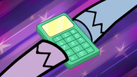 Rainbow giving Twilight a calculator PLS1E11a