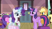 Rarity getting ready to surprise friends S4E8