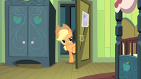 Applejack "check on you again in a bit" S4E17