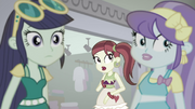 Canterlot High girls looking back at Rarity's shop SS16