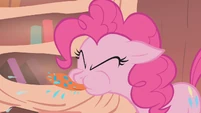 Pinkie spitting as she tries to talk S1E09