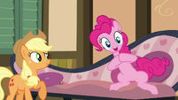 Pinkie Pie clapping her hooves S4E09
