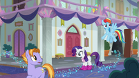 Rainbow and Rarity back at the school S8E17