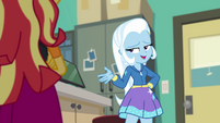 Trixie "pretty decent assistant-detective-helper people" EGFF
