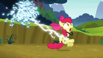 Twittermites shock Apple Bloom S5E04