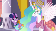 Twilight giving Celestia a concerned look S5E7