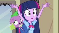 Twilight hears the school bell again EG