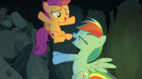 Rainbow Dash tosses Scootaloo into the air S7E16