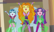 The Dazzlings cantando