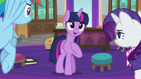 Twilight thanking Rainbow and Rarity S8E17