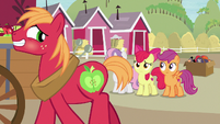 Big Mac walks away from the CMC blushing S7E8