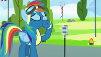Rainbow Dash about to speak into microphone S7E7