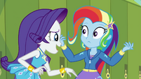 Rarity interrupting Trixie EGDS12b