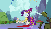 Rarity does look amazing.