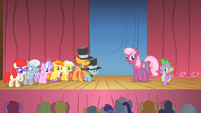 Apparently, Twist's Cutie Mark got revoked. Poor Twist.