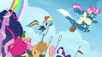 Wonderbolts fly over Rainbow and friends S9E26