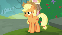 Applejack determined to set things right S7E9